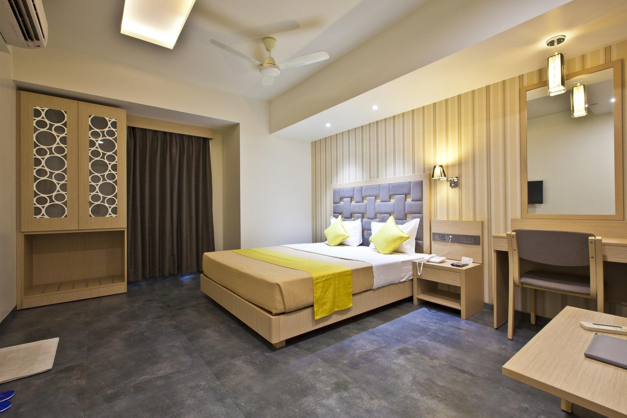 Hotel Sifat International Σουράτ Εξωτερικό φωτογραφία